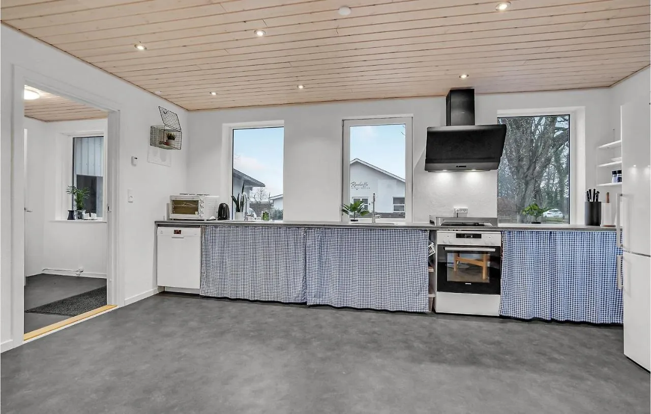 2 Bedroom Stunning Apartment In Billund 0*,  Denmark
