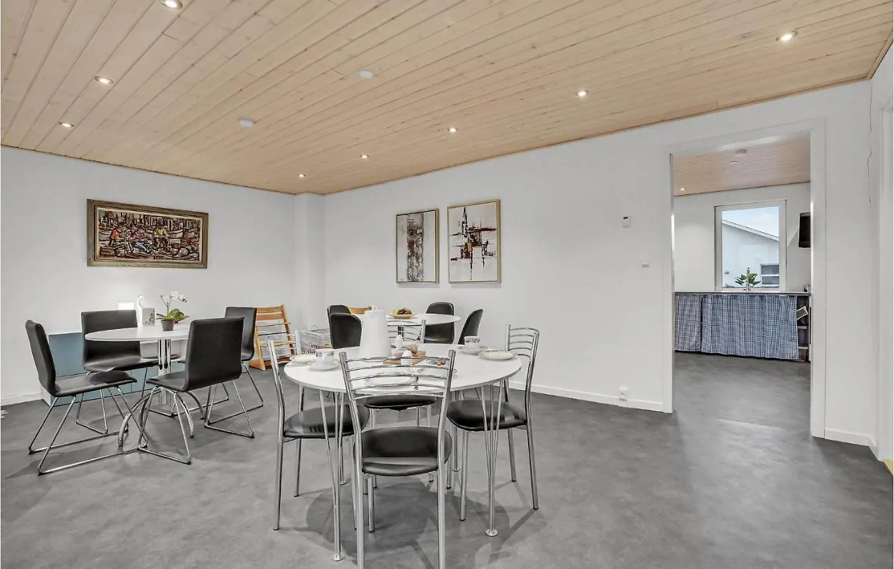 2 Bedroom Stunning Apartment In Billund
