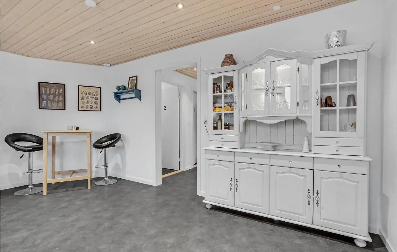 2 Bedroom Stunning Apartment In Billund 0*,